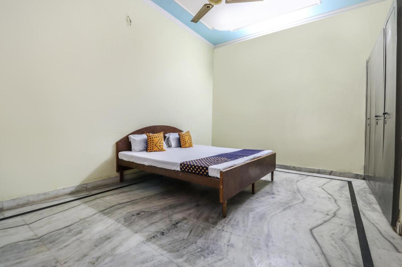 מלון לקנאו Spot On 70311 Rangoli Palace מראה חיצוני תמונה